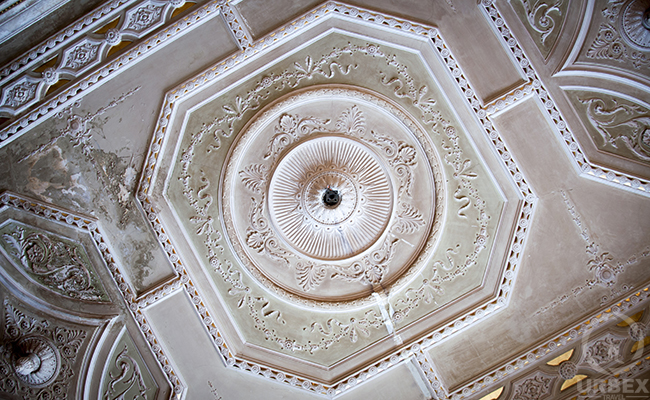 ceiling in abandoned palace