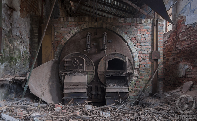 The Abandoned Building With The Steam Engine – The Old Distillery In Poland