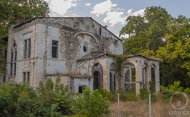 Unveiling the symbolism of forgotten places